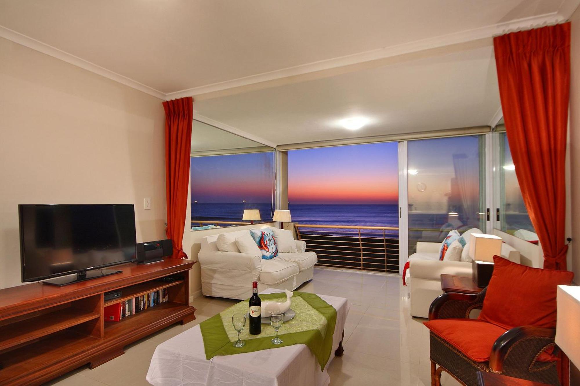 Leisure Bay 207 *